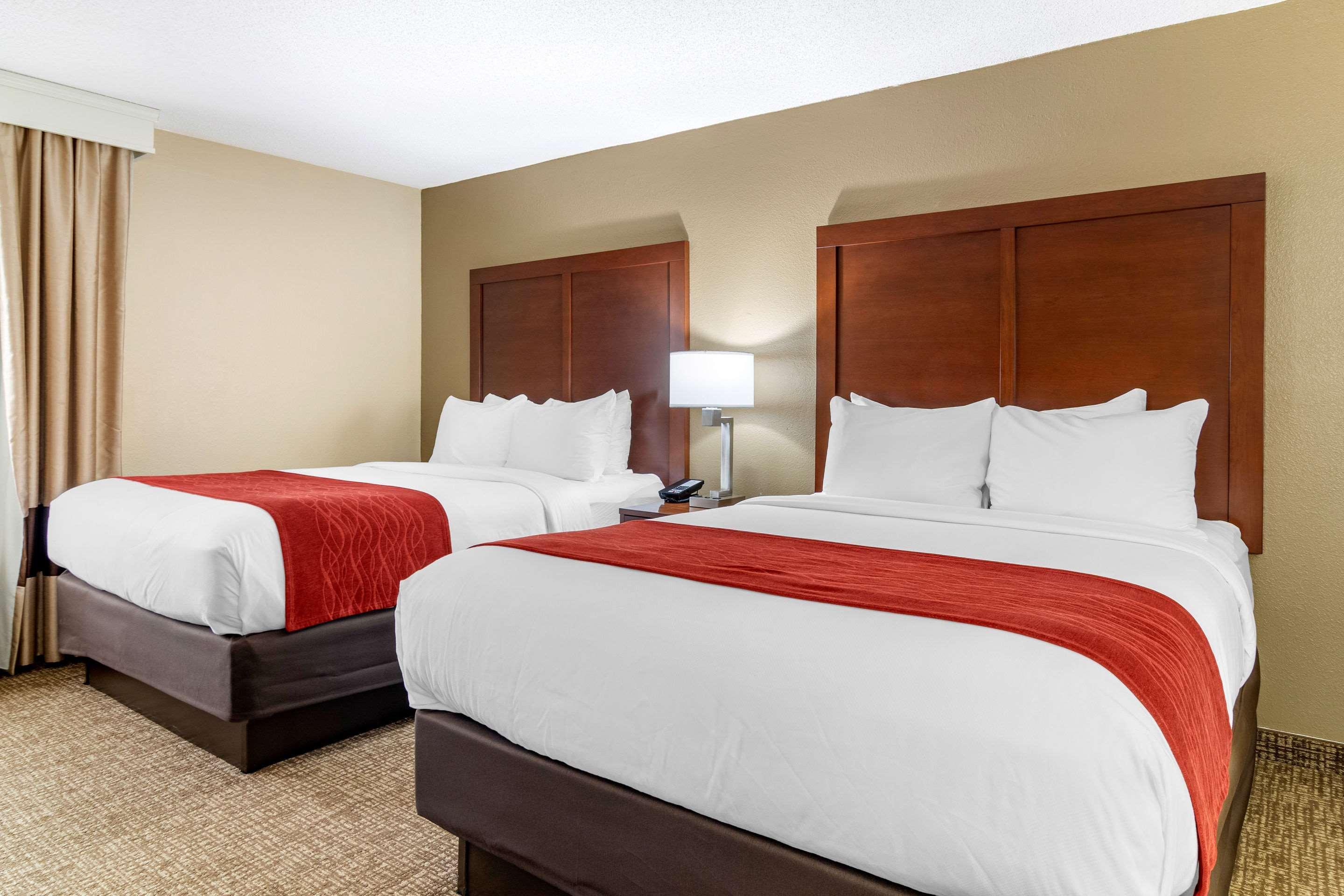 Comfort Inn & Suites Macon North I-75 Esterno foto