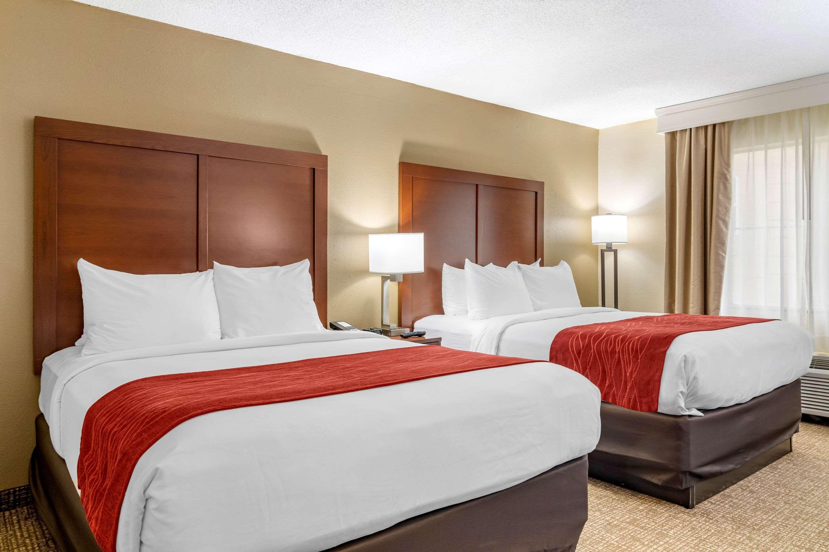 Comfort Inn & Suites Macon North I-75 Esterno foto