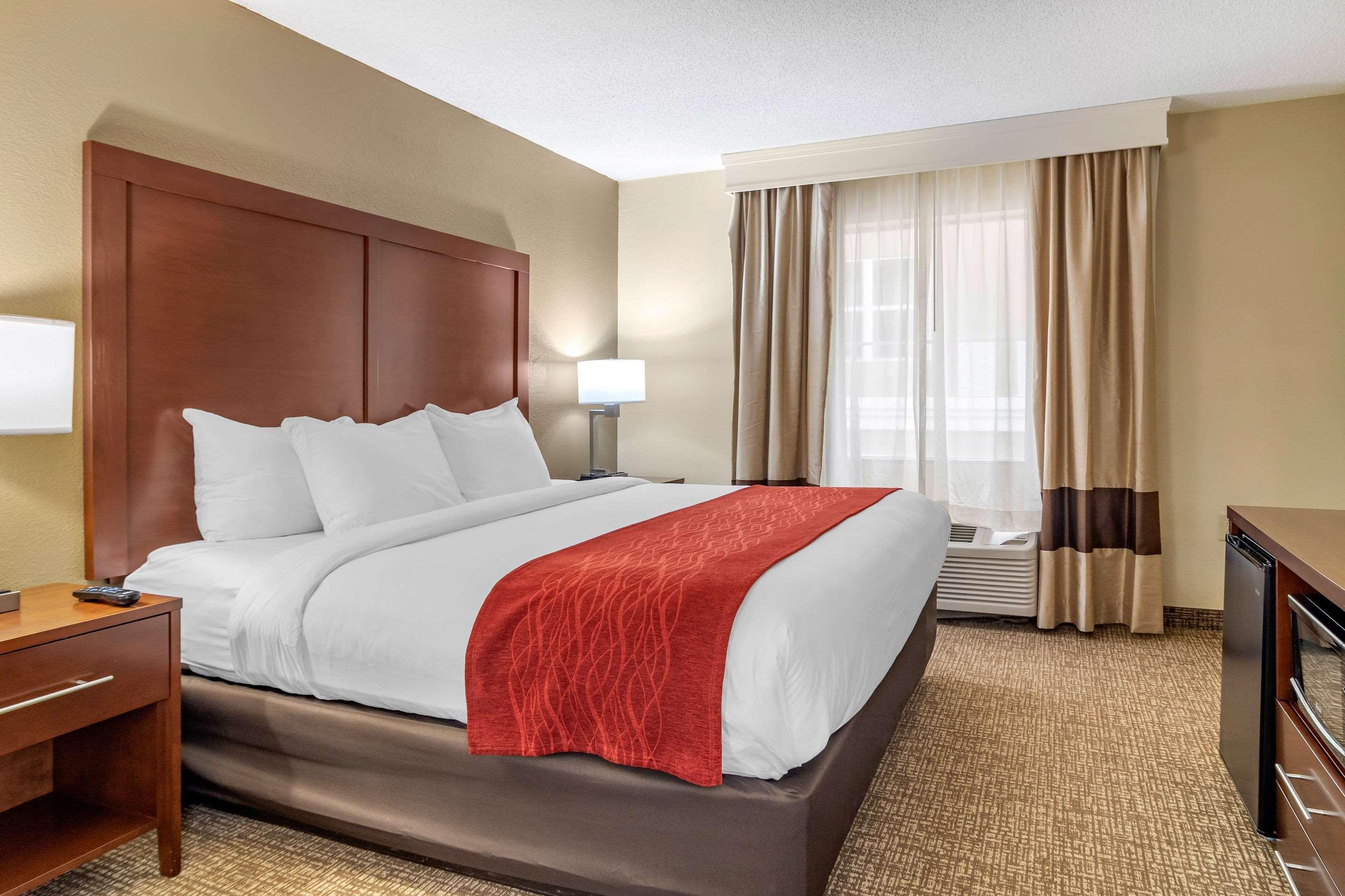 Comfort Inn & Suites Macon North I-75 Esterno foto
