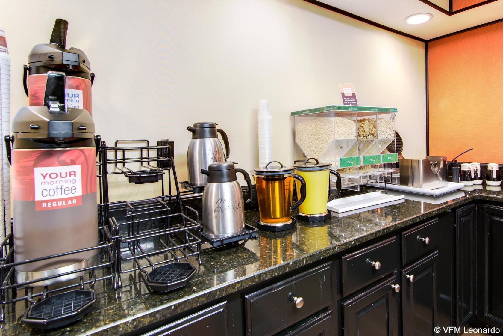 Comfort Inn & Suites Macon North I-75 Esterno foto