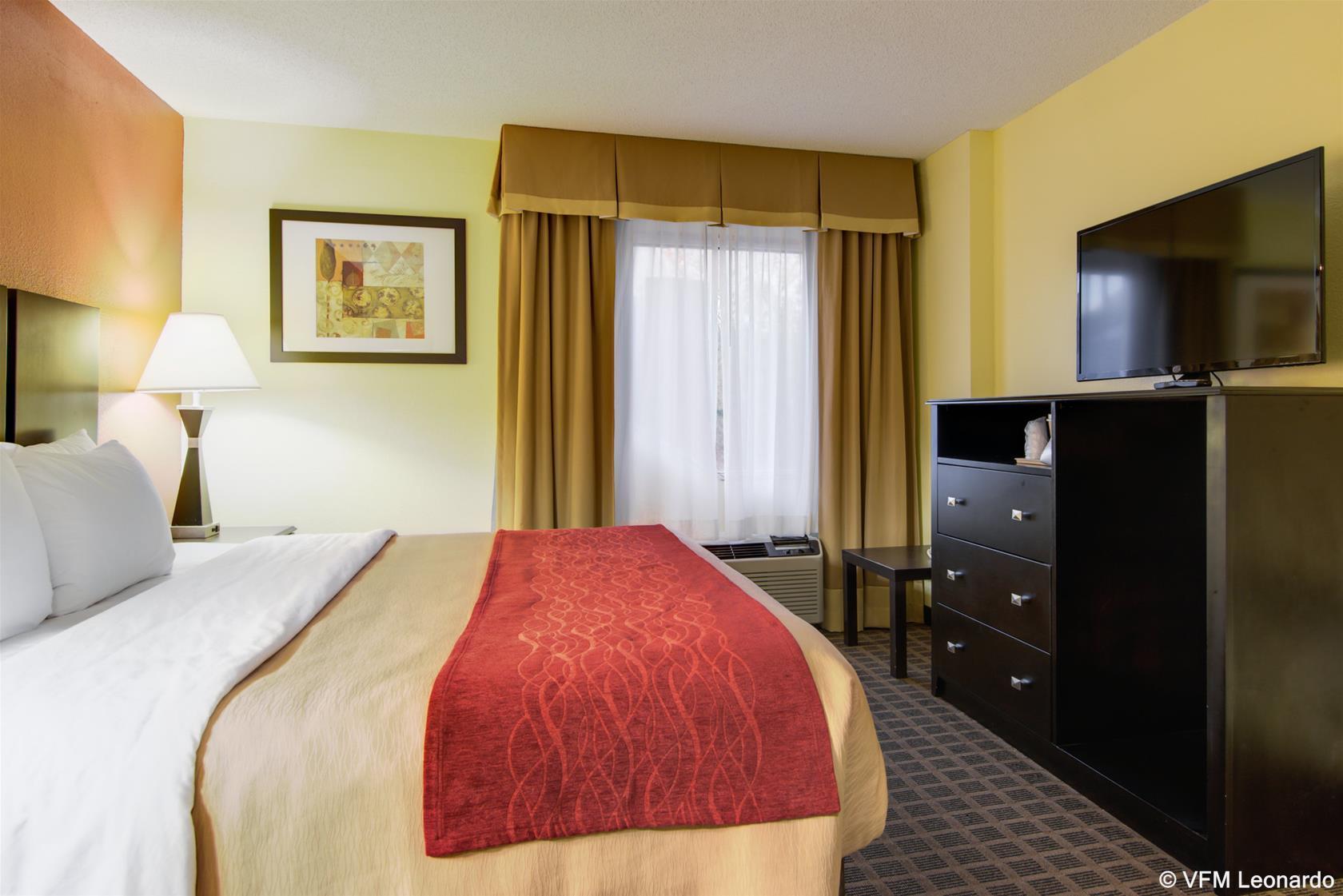 Comfort Inn & Suites Macon North I-75 Esterno foto