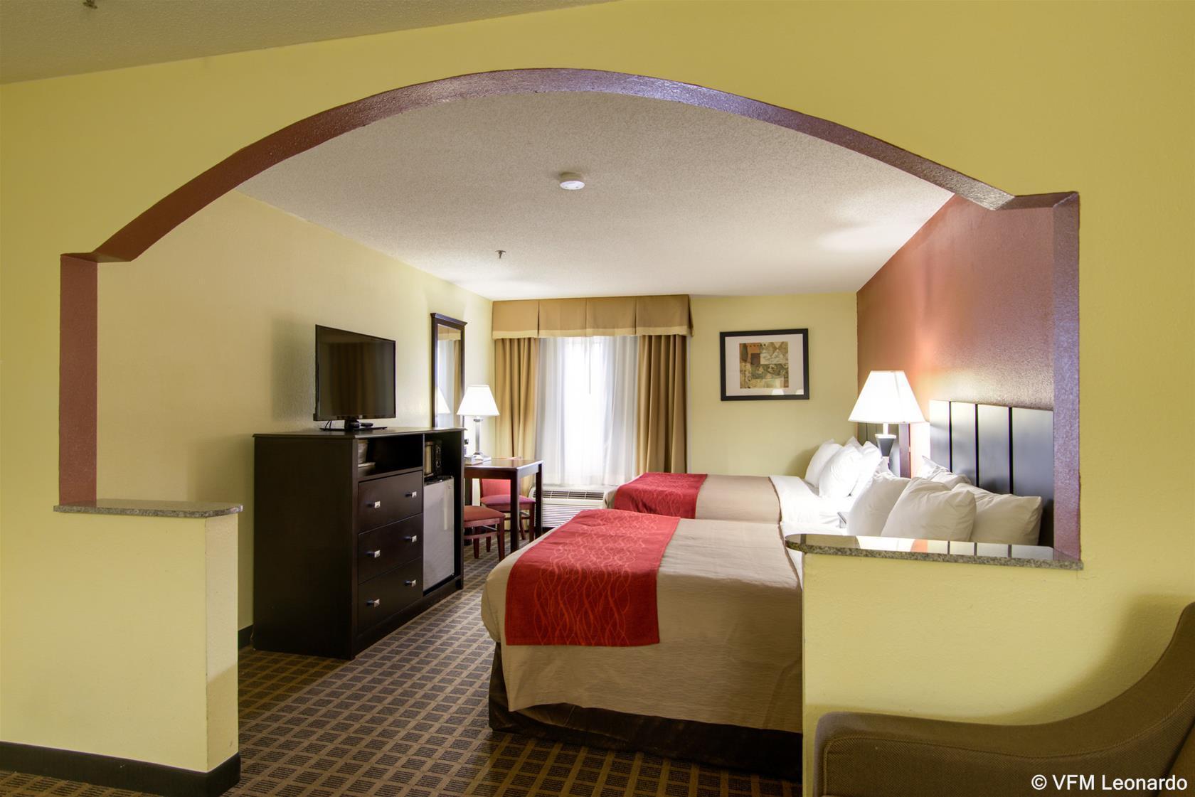 Comfort Inn & Suites Macon North I-75 Esterno foto